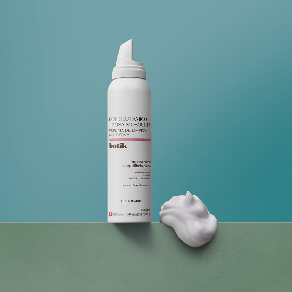 Ácido Poliglutâmico Espuma de limpeza facial, 150 ml. Ajuda a reduzir o excesso de oleosidade. Limpeza delicada que não resseca, mesmo com o uso de água quente. Ajuda a manter os níveis de hidratação naturais da pele. 11544              14,99€