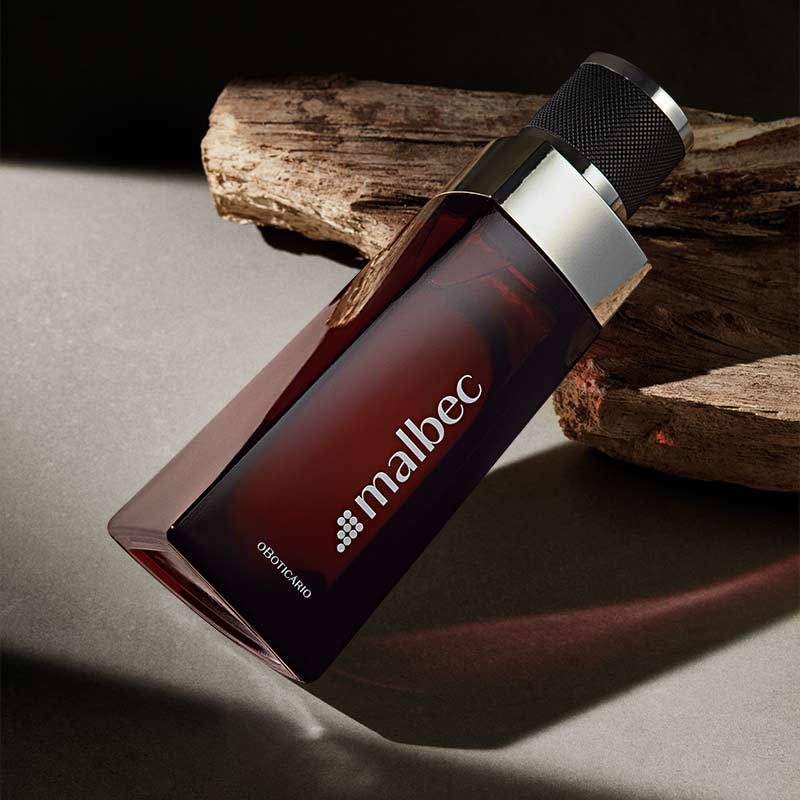 Fragrância amadeirada amadeirada